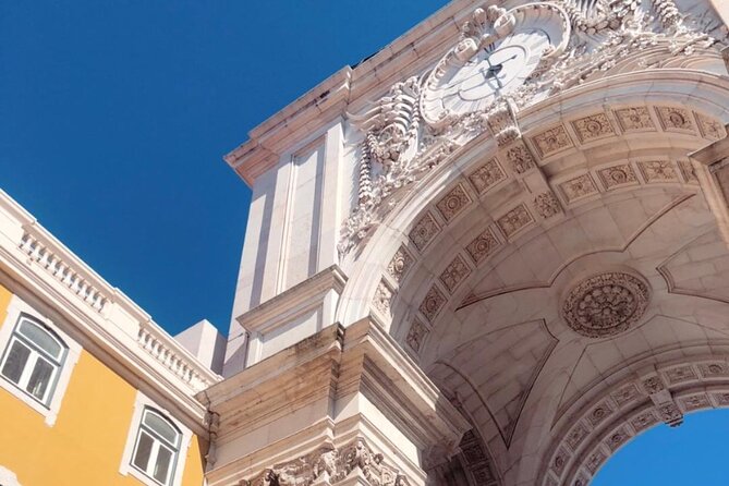 Lisbon Essential Walking Tour: History, Stories and Lifestyle - Guide Expertise and Experience