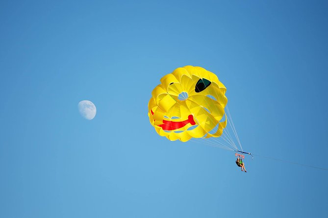 Maunalua Bay Higher Flyer Parasailing Adventure - Breathtaking Views During the Flight