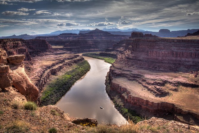 Moab Combo: Colorado River Rafting and Canyonlands 4X4 Tour - Knowledgeable and Friendly Tour Guides