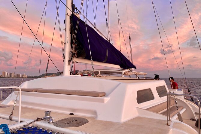 Moana's Sunset Cocktail Sail Along Oahus Waikiki Coast - Highlights of the Experience