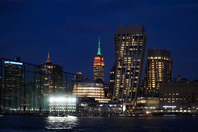 New York City 90-Minute Cruise: Lady Liberty, Bridges and Skyline - Onboard Highlights and Attractions