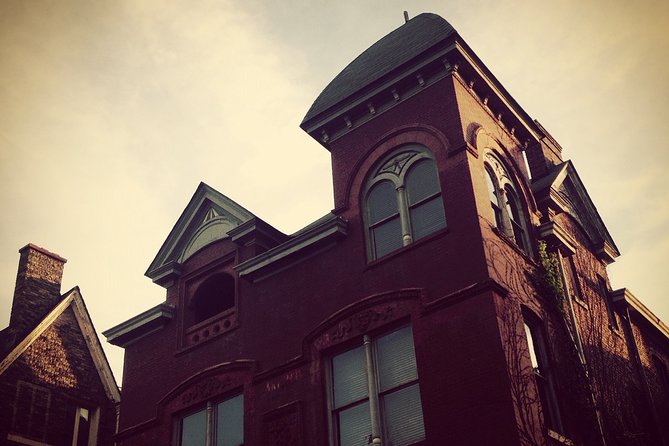 Old Louisville Ghost Tour as Recommended by The New York Times @ 4th and Ormsby - Accessibility and Physical Requirements