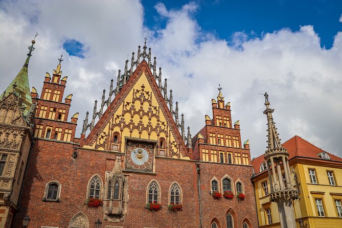 Old Town Wrocław Walking Tour - Key Landmarks to Explore