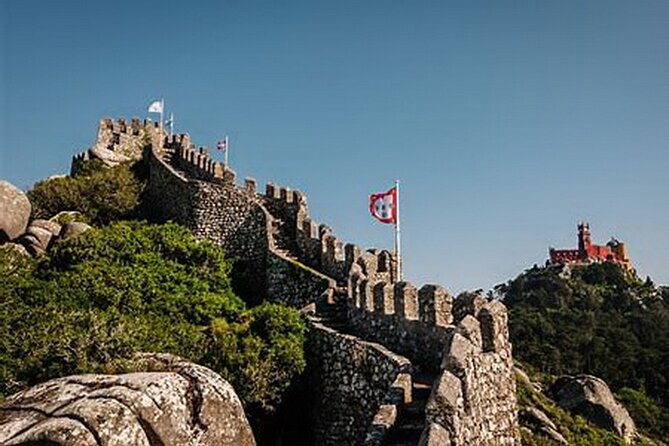 Palace of Pena, Castle of Mouros, Sintra, Rocca and Cascais, Full Day - Guide Performance and Customer Feedback