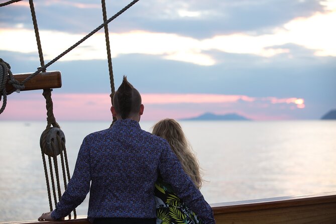 Panoramic Sunset Cruise From Dubrovnik - Cruise Details and Amenities