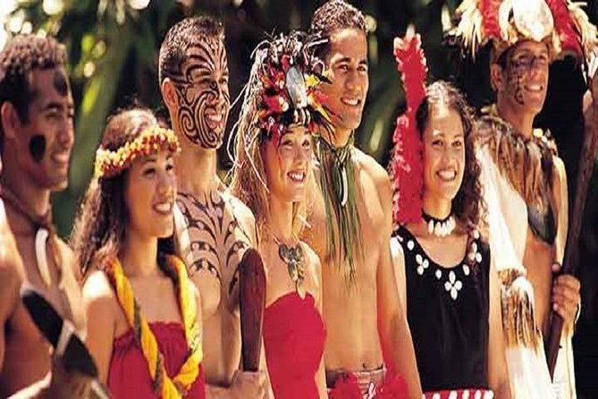 Pearl Harbor, Dole Plantation, and Polynesian Center From Waikiki - Attractions at Pearl Harbor