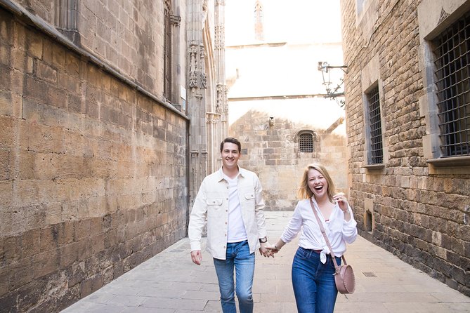 Photoshoot Tour in Barcelona Secret Corners - Highlights of the Photography Experience