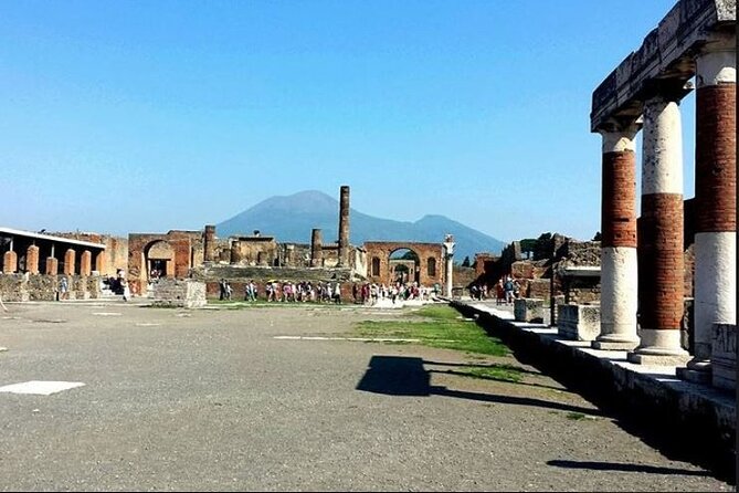 Pompeii Small Group With Archeological Tour Guide Expertise - Meeting and Pickup Details