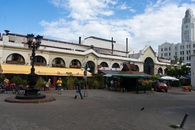 Private Walking Tour in Montevideo - Customization and Itinerary