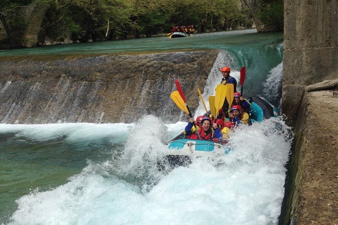 River Rafting at Voidomatis River !! Zagori Area - Crossing the Artificial Dam