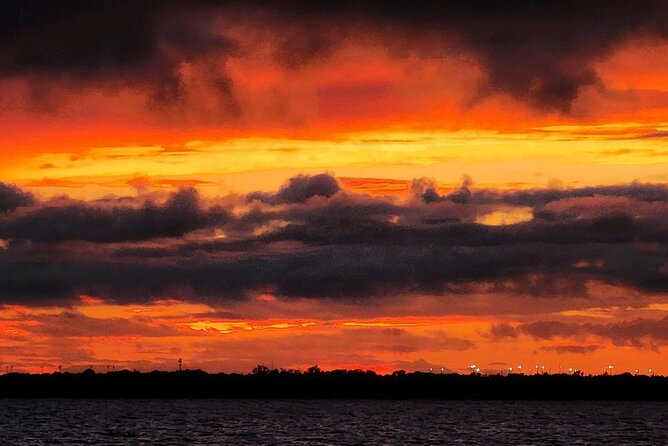 Riverboat Sunset Cruise in St Cloud - Amenities and Accessibility