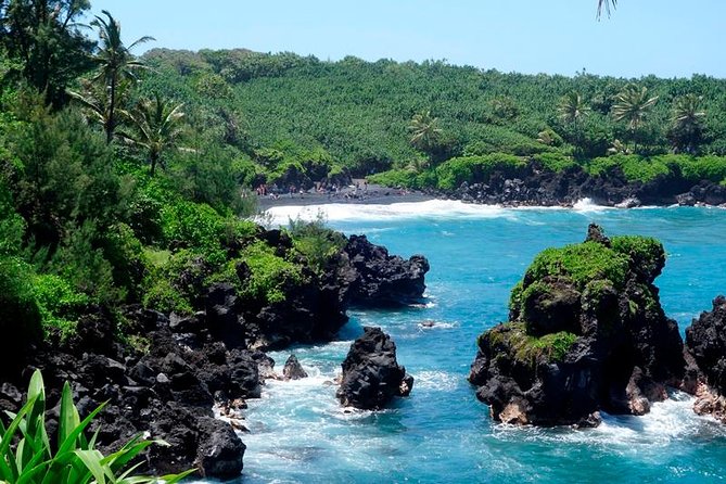 Road to Hana in Mercedes Van: Waterfalls and Black Sand Beach - Pickup and Meeting Points