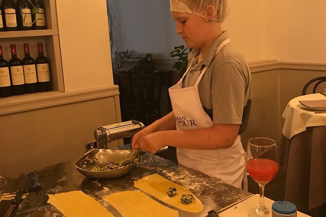 Rome Pasta and Tiramisu Class - Ravioli & Fettuccine & Fine Wine - Exceptional Cooking Experience