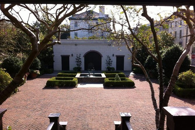 Savannah Historic District Walking Tour - Accessibility and Additional Information