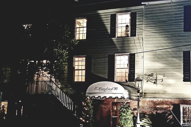 Savannah Supernatural Haunted Walking Tour - Spirits of the Historic District