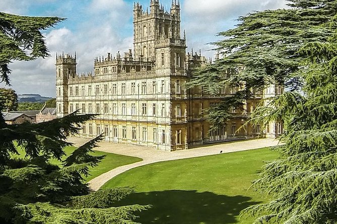 Shared Group Downton Abbey and Highclere Castle Tour From London - Tour Logistics