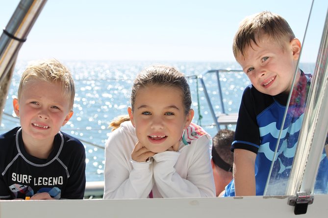 Sightseeing and Sunset Catamaran Sailing Excursion - Inclusions and Amenities