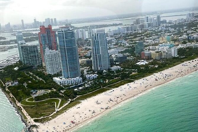 South Beach Miami Aerial Tour : Beaches, Mansions and Skyline - Key Biscayne and Downtown Miami From Above