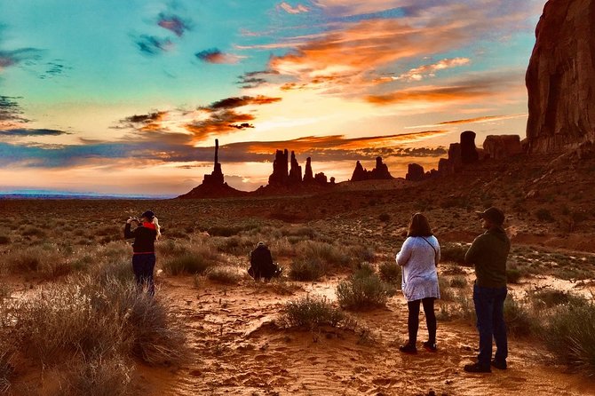 Sunrise Tour of Monument Valley - Experienced Navajo Guides