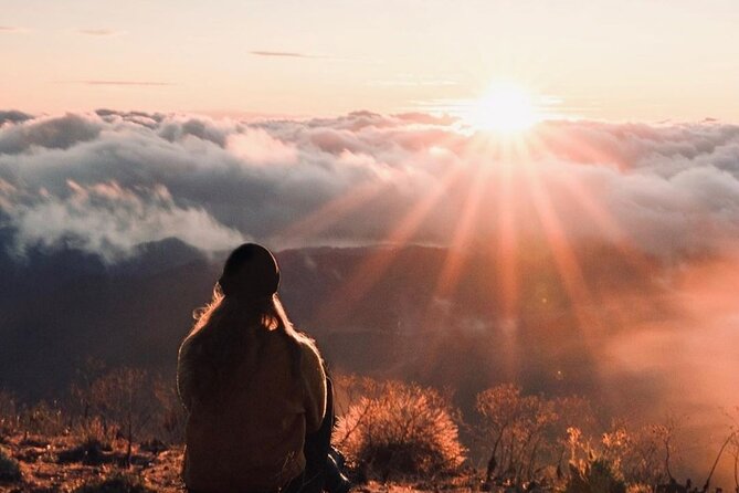 Sunrise Transfer To Pico Do Arieiro, Hike To Pico Ruivo & Return From Teixeira - Sunrise Transfer Service