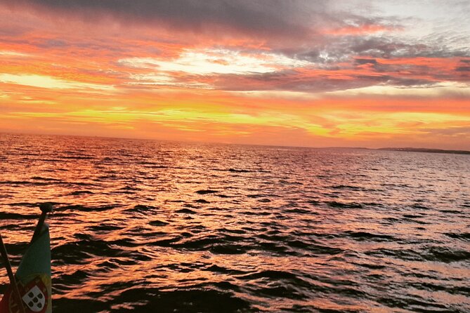 Sunset Tour on a Luxury Sailing Yacht From Vilamoura - Inclusions and Refreshments