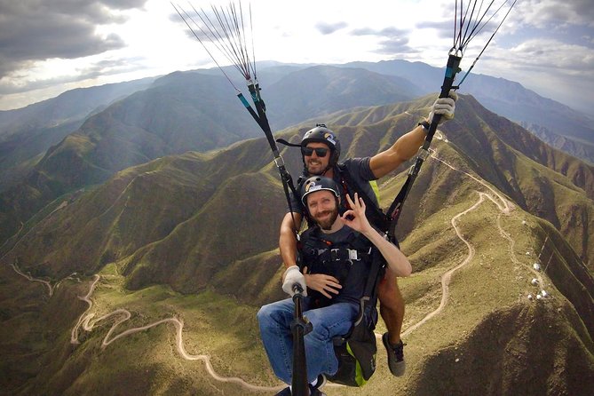 Tandem Flight Paraglider With Instructor + HD - Included Services