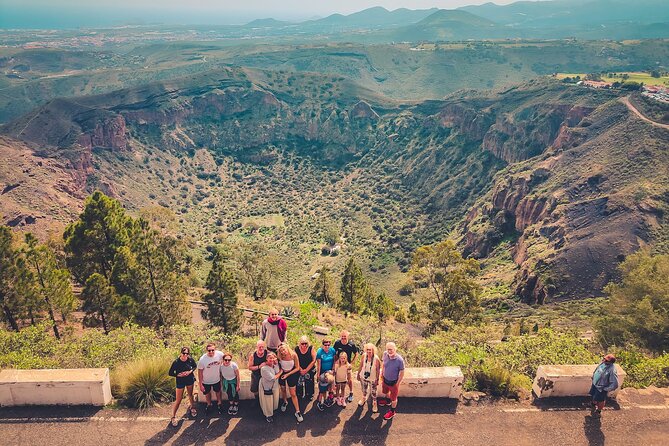 The Volcano Heart Tour: Hiking, Tasting and Sunset Experience - Inclusions and Services