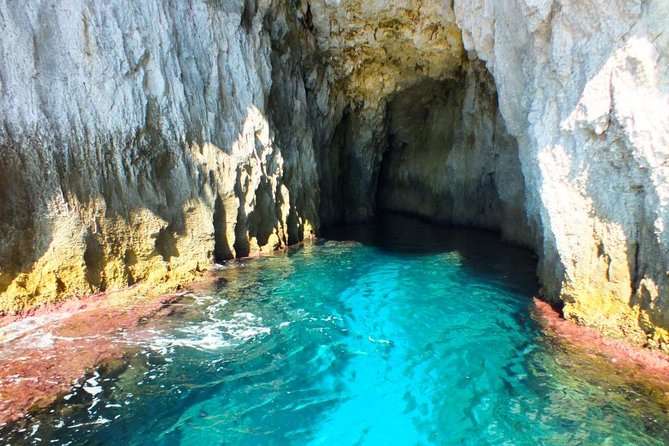Tour of the Island of Ortigia and Exploration of Sea Caves With Baths. - Highlights of the Sea Caves Exploration