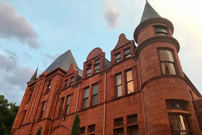 Twilight Ghost Tour - Spooky Stories and Historical Scandals