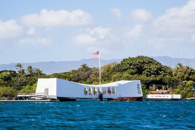 Ultimate Pearl Harbor Circle Island - Tour Experience