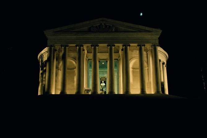 Washington DC Monuments by Moonlight Tour by Trolley - Highlights and Itinerary