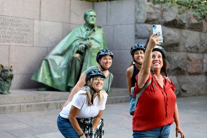 Washington DC Sites at Night Guided Bicycle Tour - Highlights of the Tour