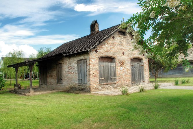 Whitney Plantation Tour With Transportation From New Orleans - Historical Significance and Educational Focus