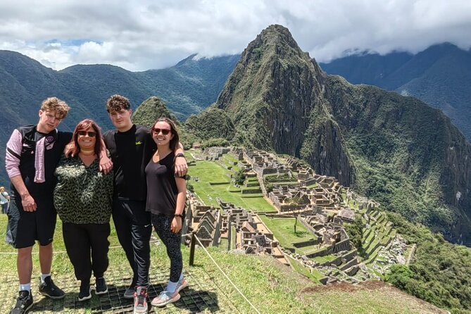 2-Day Guided Tour to Machu Picchu by Train - Meeting and Pickup Information