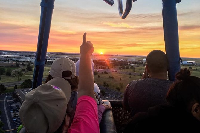 Albuquerque Hot Air Balloon Rides at Sunrise - Toast the Morning With Champagne