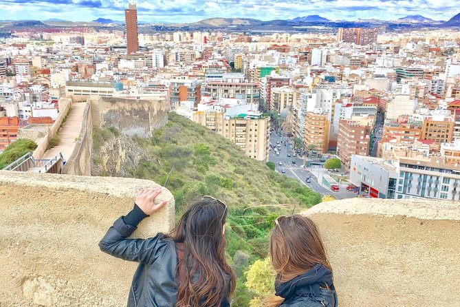 Alicante Historic Small Group Tour With Tapas Tasting - Guided Insights and Local Knowledge