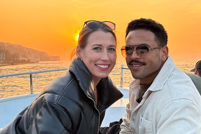 Bosphorus Sunset Cruise on Luxury Yacht With Transfers - Accessibility and Participation
