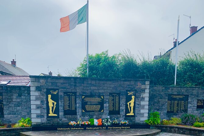 Brits -loyalist -Provos-terror Private Belfast Taxi Tour - Personal Stories From Local Guides