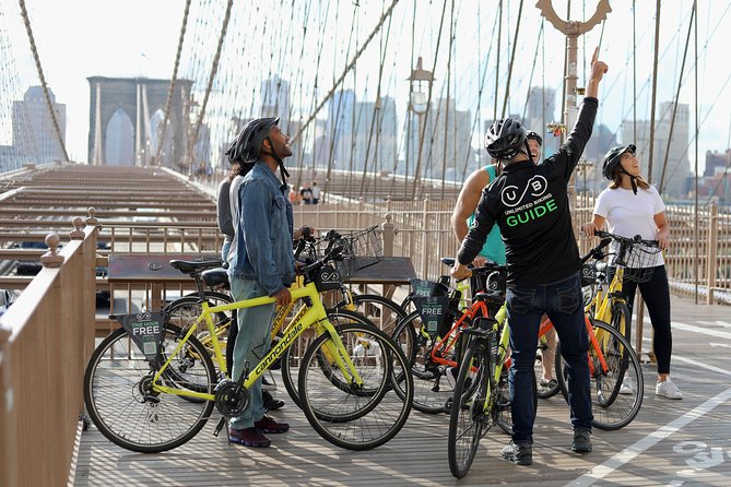 Brooklyn Bridge and Waterfront 2-hour Guided Bike Tour - Tour Pace and Meeting Point