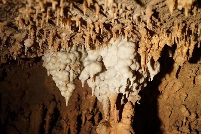 Cave Without a Name Admission Ticket With Guided Cavern Tour - Accessibility and Amenities