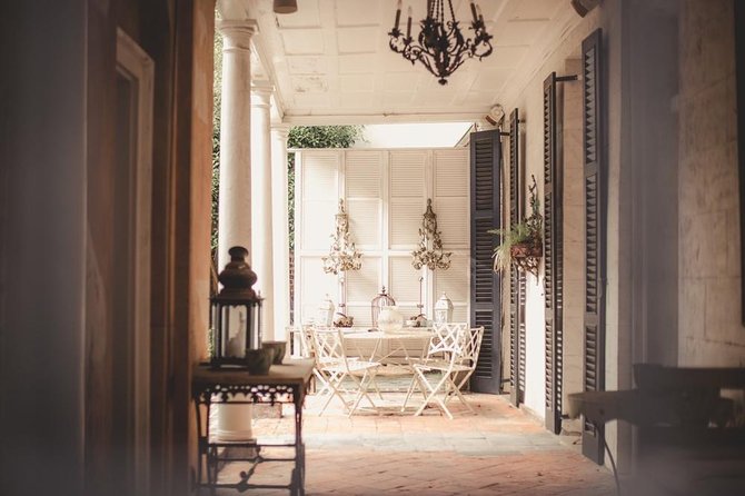 Charleston's Best Highlights: History, Culture & Architecture - Group Size and Accessibility