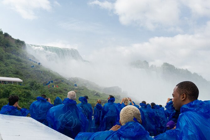 Daredevil Walking Tour With Maid of the Mist & Cave of the Winds - Tour Experience