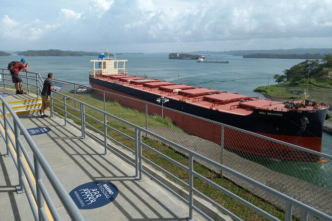 Day Tour at Panama Canal From Ocean to Ocean - Tour Guides and Personal Experiences