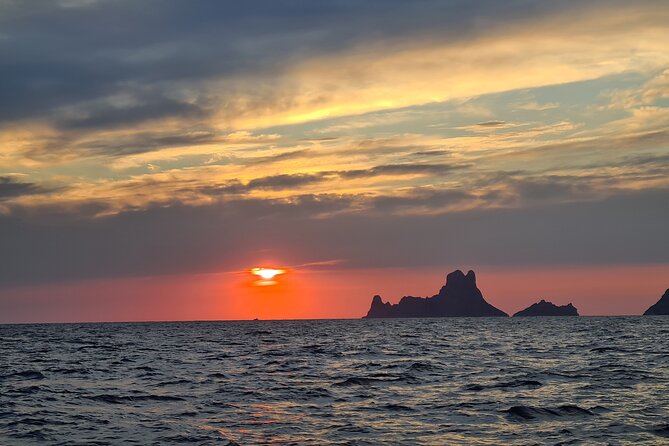 Deluxe Full-Day Private Sailing Tour in Ibiza & Formentera - Meeting and Pickup Information