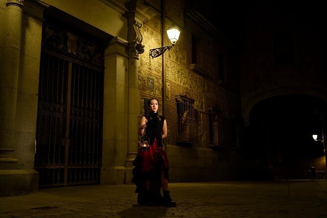 Evening Walking Tour: Spanish Inquisition & Legends of Old Madrid - Immersive Storytelling Experience