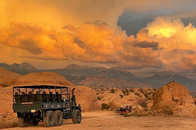 Exciting and Scenic Off-Road Guided Tour of Moabs Backcountry!!! - Unique Sites and Scenic Views