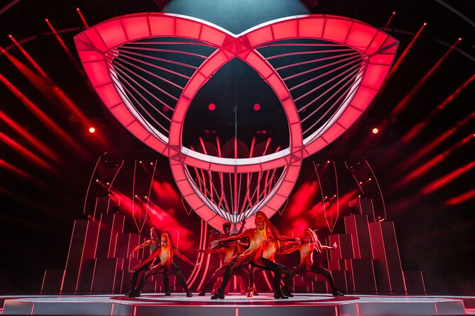 FALLING | IN LOVE Grand Show at Friedrichstadt-Palast Berlin - Directors Response