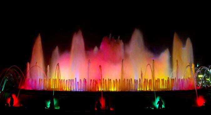 Fantastic Lima: City Tour + Magic Water Show + Local Dinner - Experiencing the Magic Water and Lasers Show