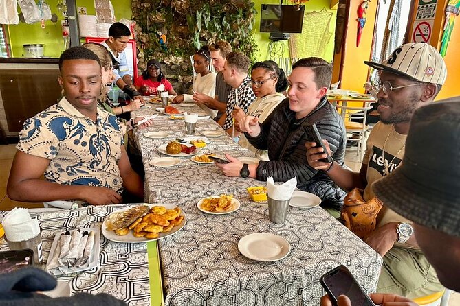 Food History + Local Markets Tour & FruitTasting - Interacting With Locals and Learning About Peruvian Culinary Traditions
