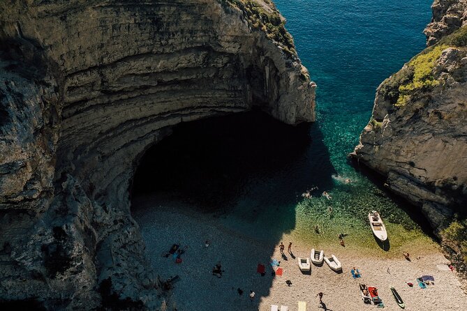 From Split: Blue Cave & 5 Islands Tour - Meeting Information